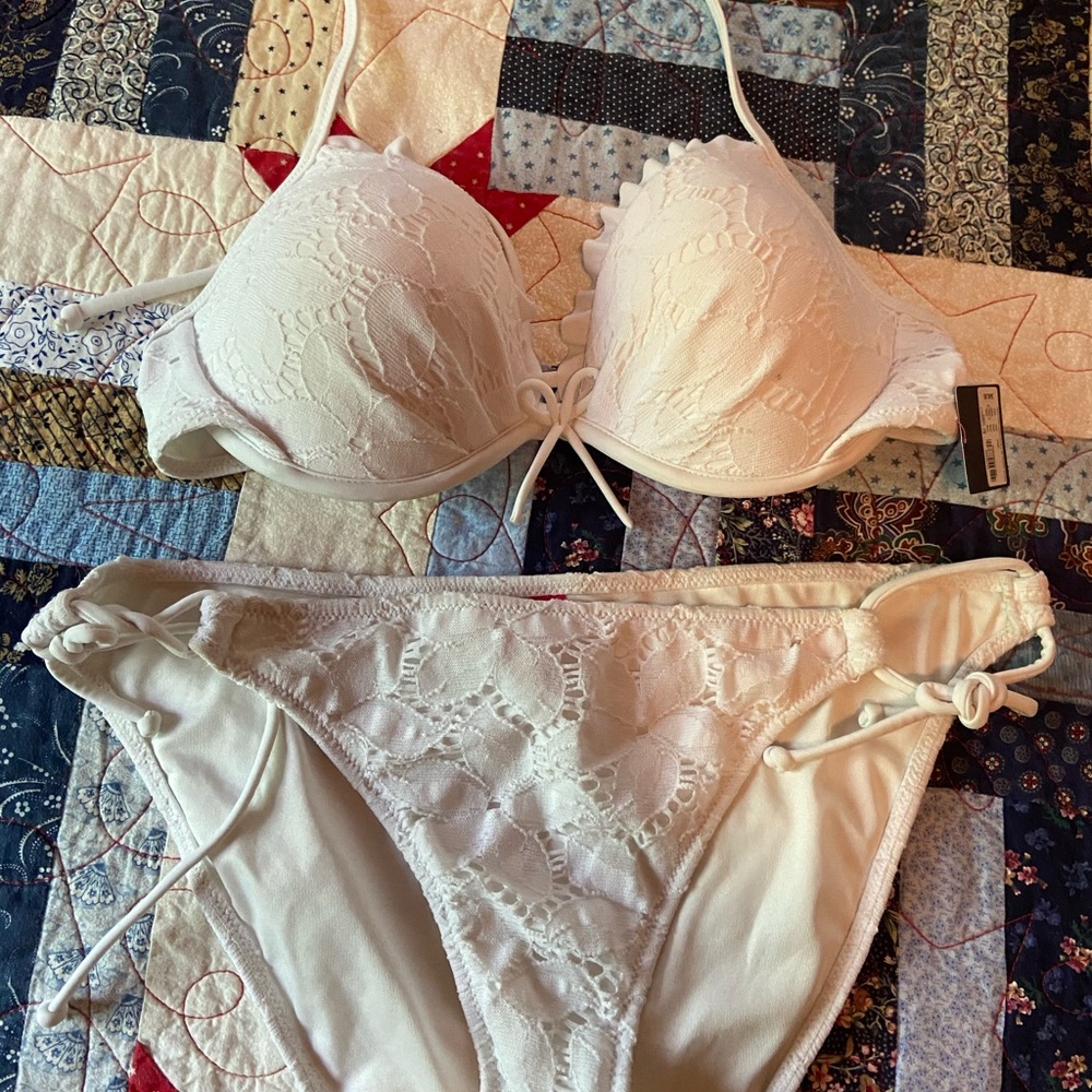 Nwt Victoria’s Secret bikini